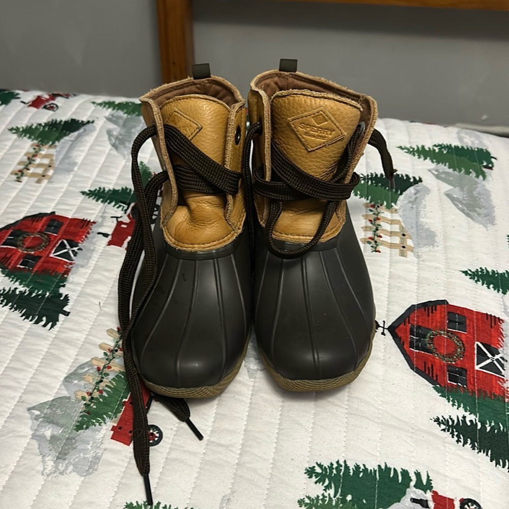 Sperry Duck Boots women’s size 10